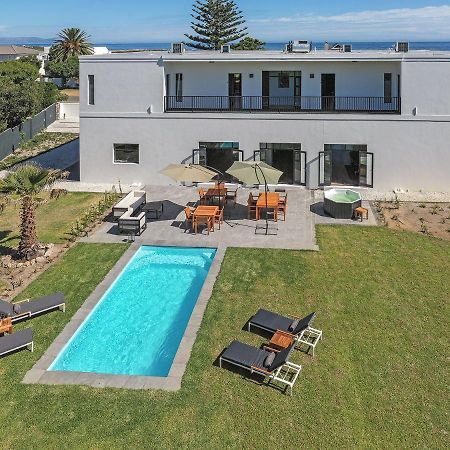 Glow Boutique Suites & Guesthouse Hermanus Bagian luar foto